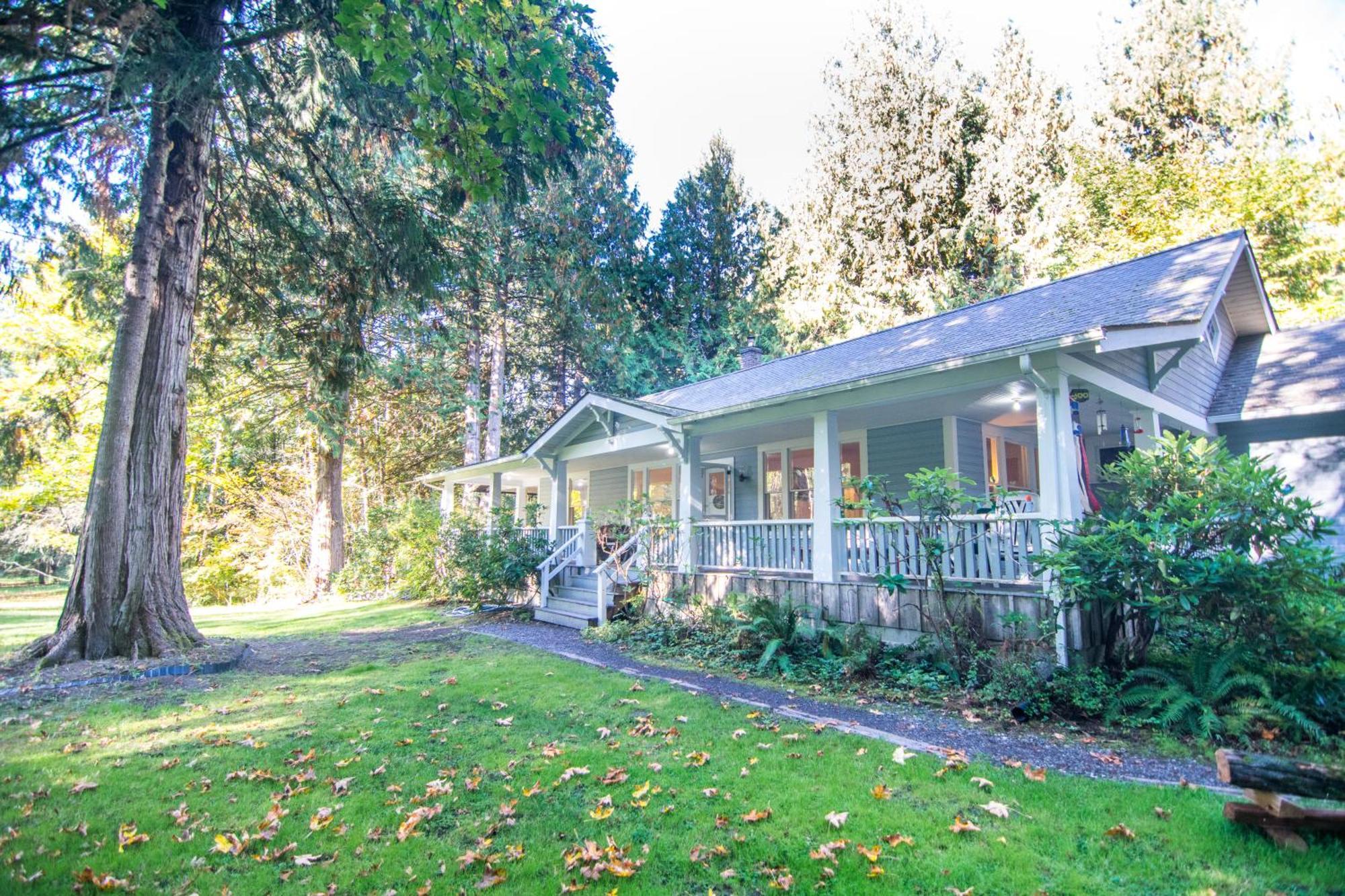 Mountain Meadows Inn & Chalet Suites Ashford Dış mekan fotoğraf