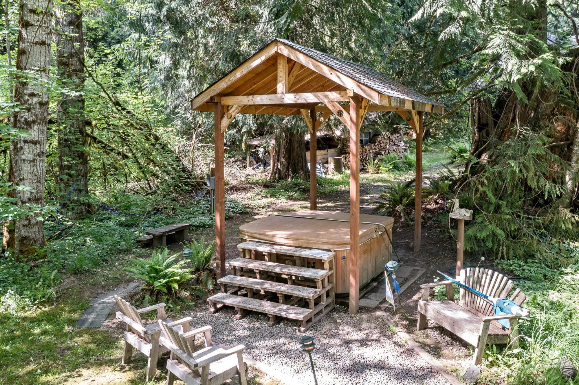 Mountain Meadows Inn & Chalet Suites Ashford Dış mekan fotoğraf